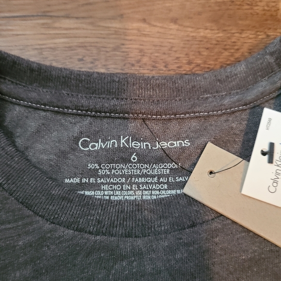 CK Shirt - Picture 3 of 3